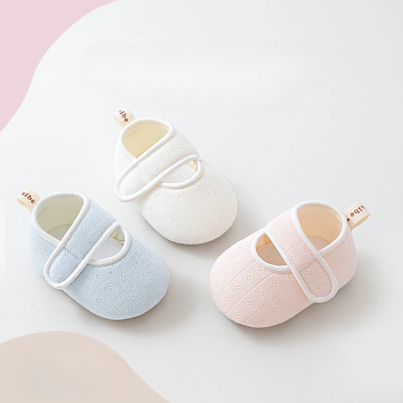 Zapatos de suelo antideslizantes para niños de 0 a 2 años, zapatos para caminar de suela blanda de algodón para bebés, bonitos zapatos de suelo de casa de Color sólido para primavera y verano - imagen 2