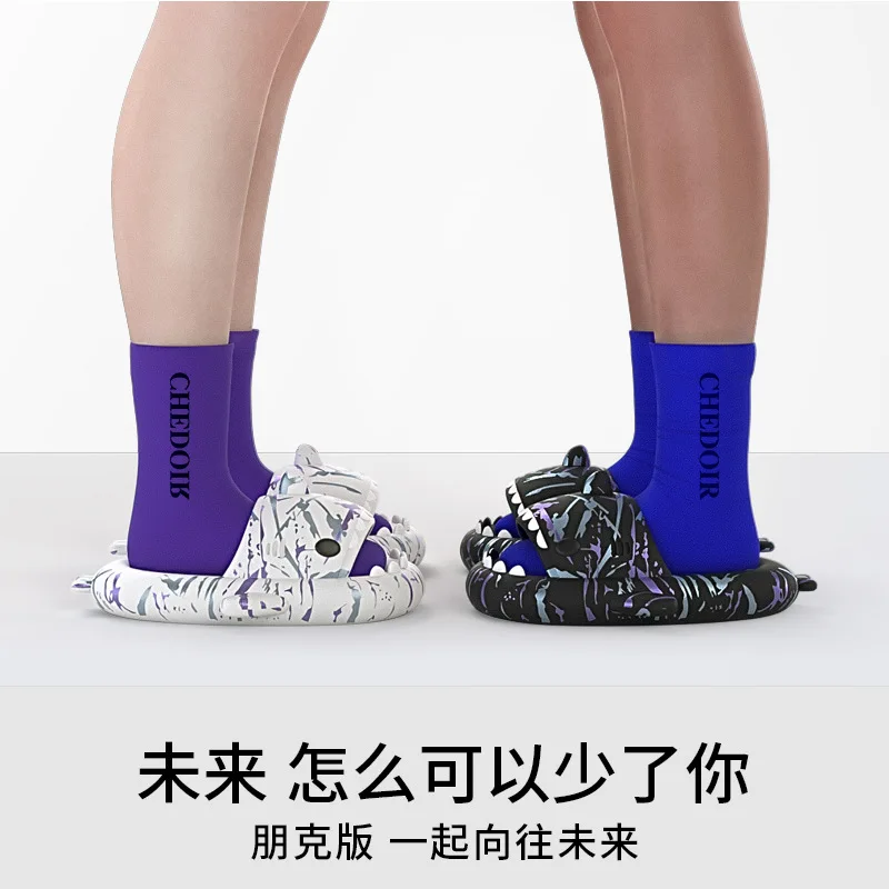 Zapatillas personalizadas de tiburón Punk para hombre, prendas de vestir de verano, antideslizantes y duraderas, tendencia deportiva Popular en línea, Zapatillas de casa para pareja - imagen 5