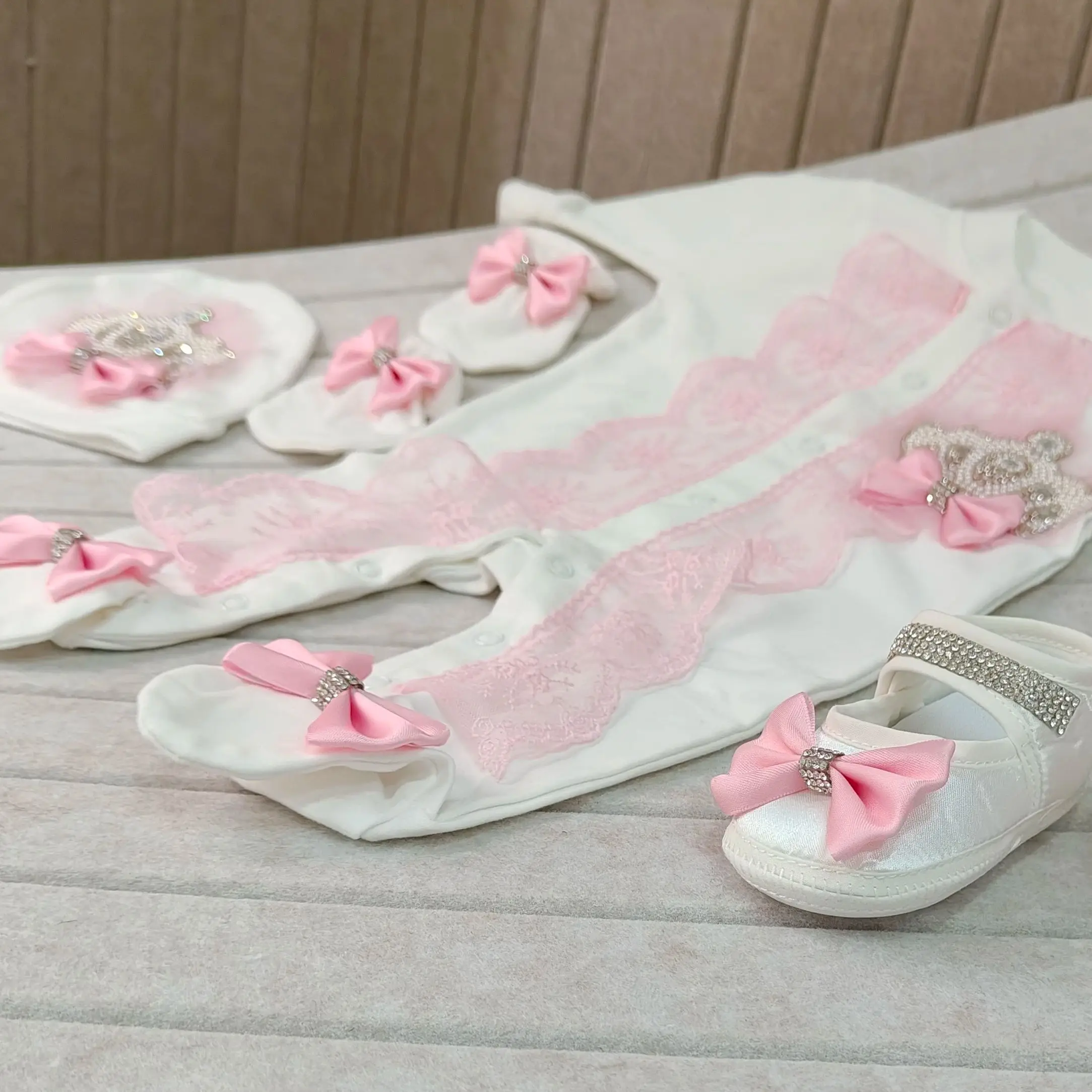 Bienvenido a casa, mameluco para bebé, conjunto de capó con manoplas, traje para guardería de 0 a 1 años, traje de capa de 4 Uds., Parajam de princesa pequeña rosa claro