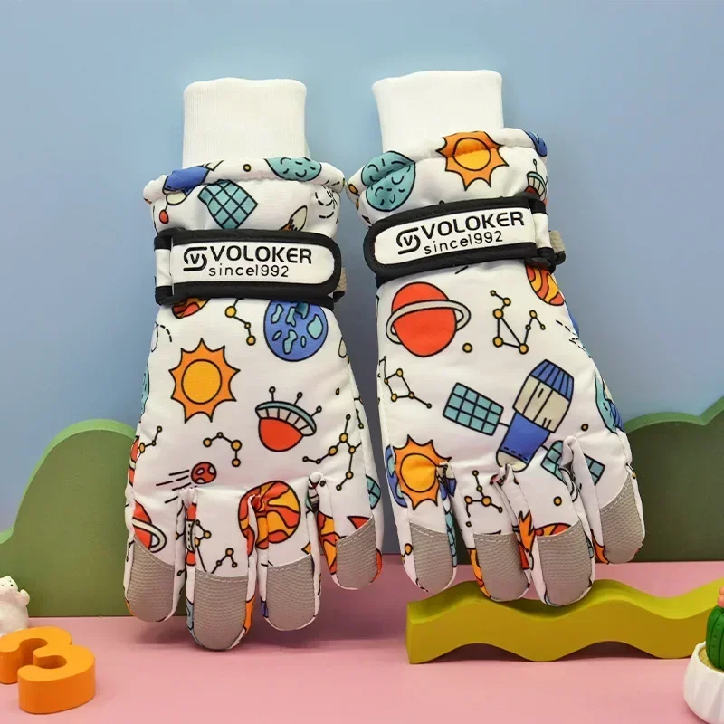 Guantes para niños, guantes de esquí con dibujos animados cálidos, además de terciopelo, guantes de invierno para niños fríos e impermeables, accesorios para niños de 4 a 12 años - imagen 2
