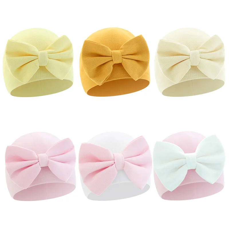Gorro bebé de algodón orgánico con lazos – Suave y clásico - imagen 5