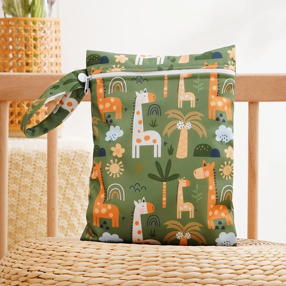 Bolsa de almacenamiento impermeable de diseño pequeño, bolsa seca y húmeda portátil, bolsas de pañales ligeras, 1 ud.