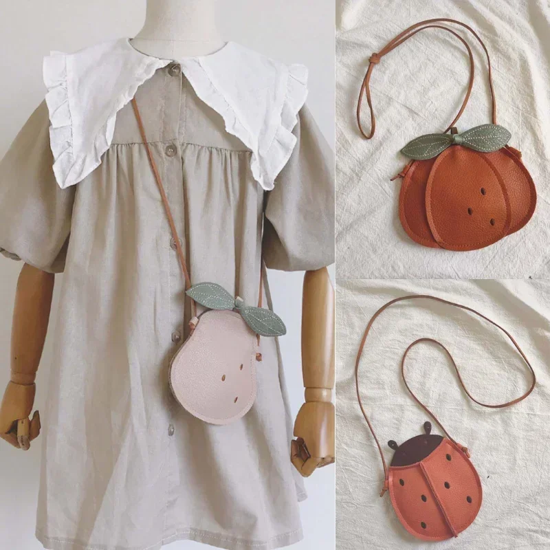 Bolso de hombro creativo de fruta para niñas, bolso cruzado estilo escarabajo de pera y calabaza de dibujos animados para niñas pequeñas, monedero de viaje - imagen 3