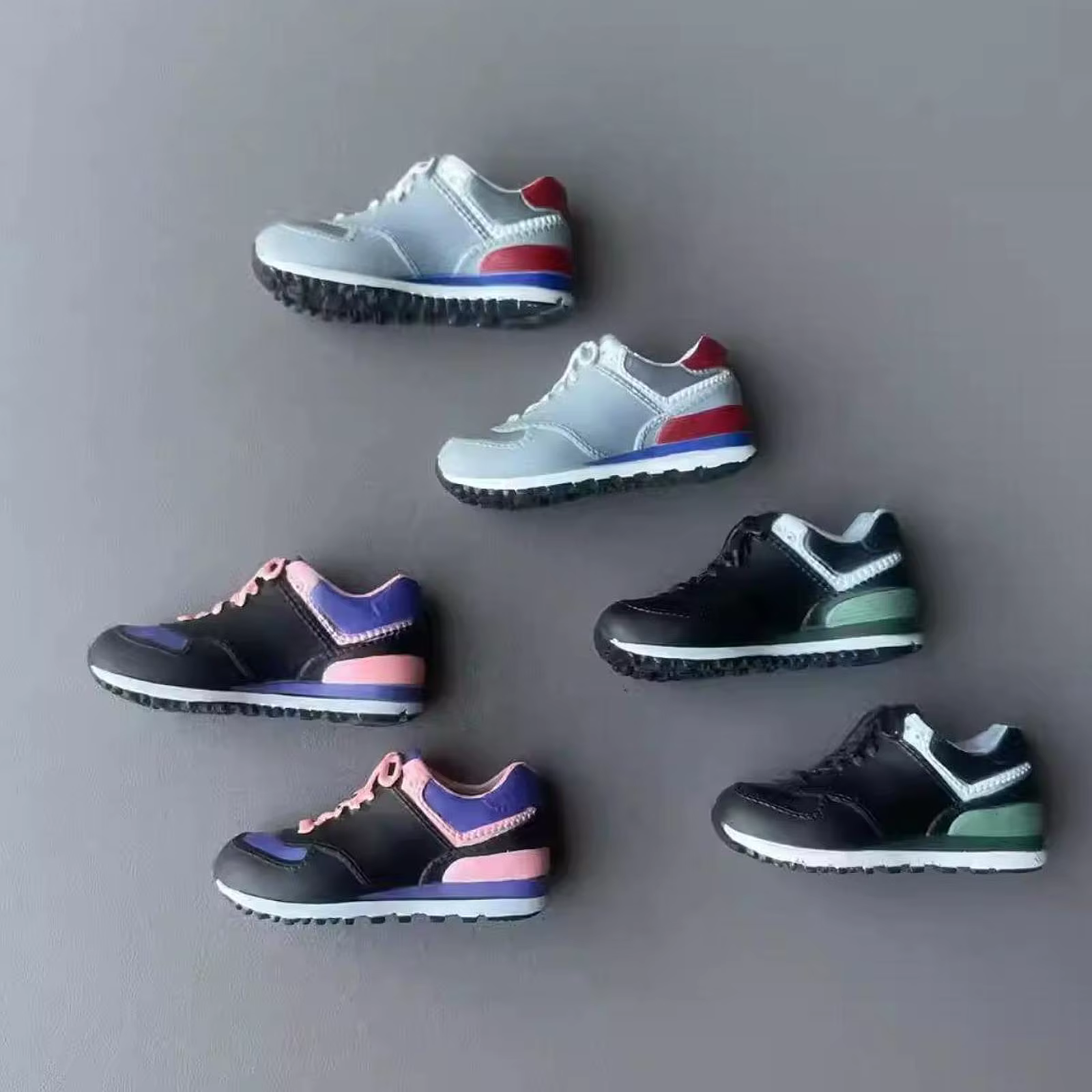 Zapatillas deportivas para muñecas de figura femenina - imagen 5