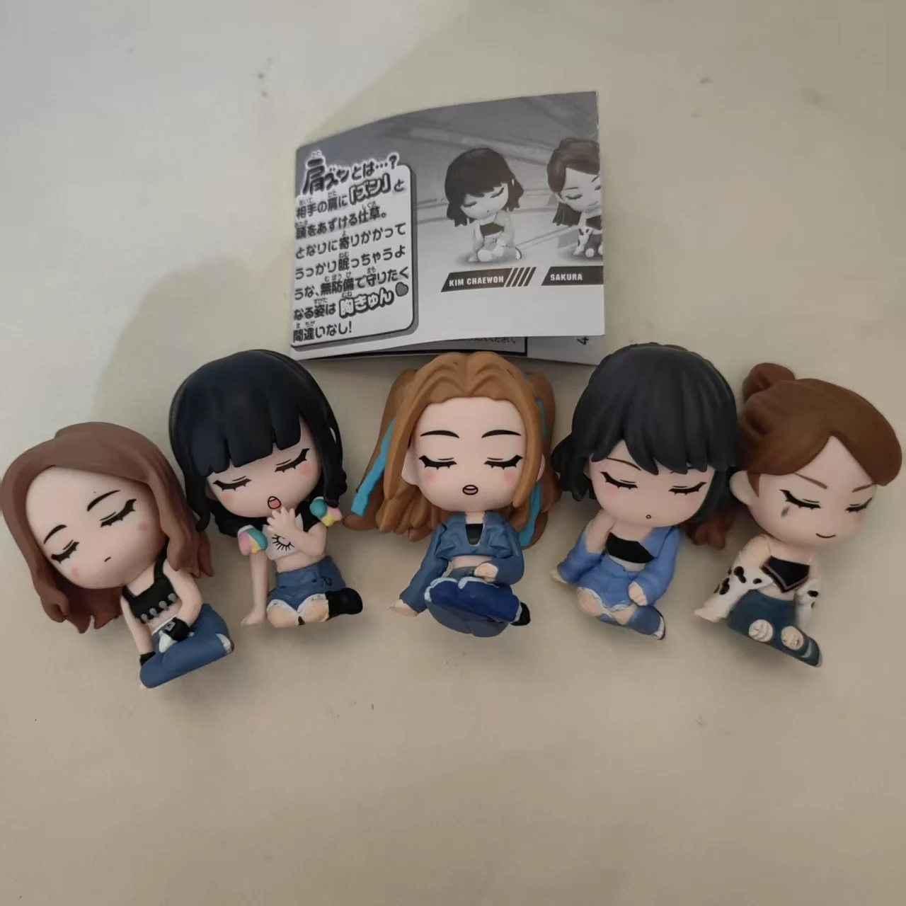 Figura de acción genuina, grupo de chicas coreanas, higo de hombro a hombro, hermosa chica, modelo gacha, adorno