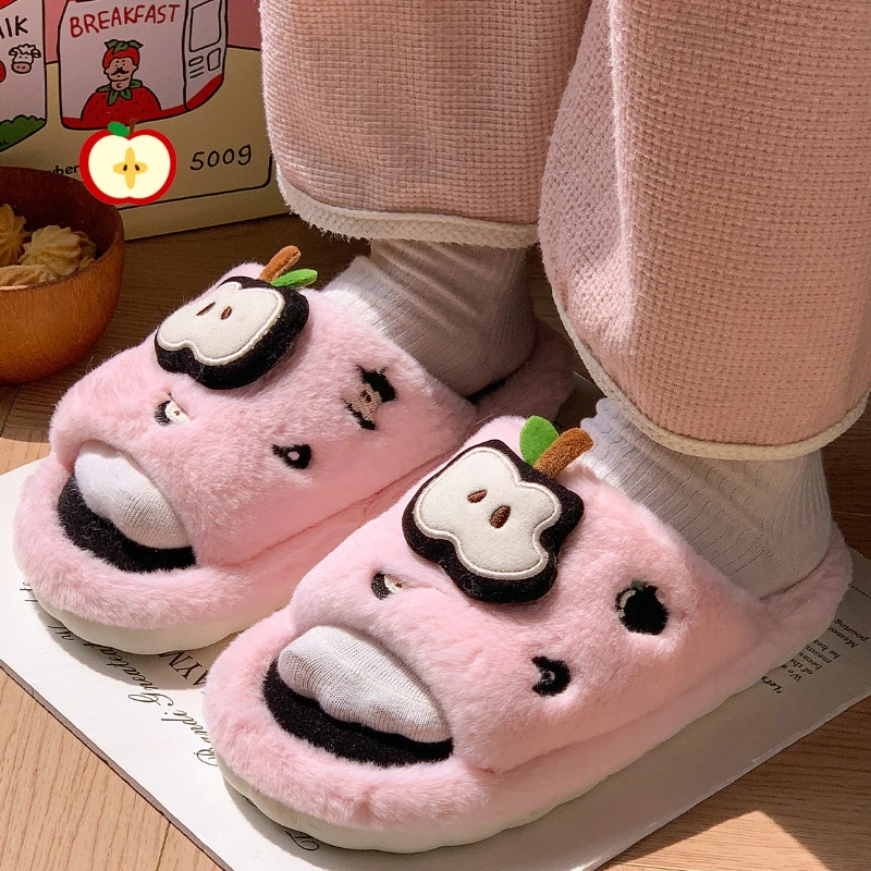 Nuevas zapatillas bonitas de algodón con dibujos de manzana para mujer, zapatos de casa para otoño e invierno, chanclas mullidas de interior antideslizantes de piel sintética cálidas para niñas - imagen 2
