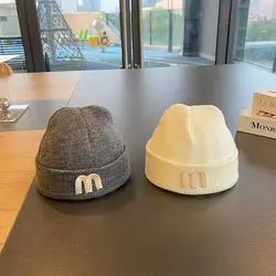 Gorro de bebé de lana para otoño e invierno con punto y calavera