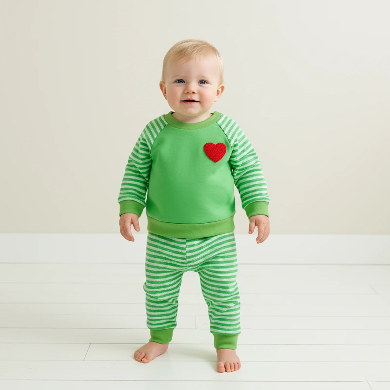 SUNSIOM Conjunto de Navidad para niño y niña con bordado de corazón, jersey de manga larga con cuello redondo + pantalones a rayas con cintura elástica, 2 piezas - imagen 5
