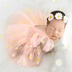 Conjunto de accesorios de fotografía para recién nacido, vestido de encaje Floral con diadema para sesión de fotos de bebé, bordado de margaritas y flores, 1 Juego