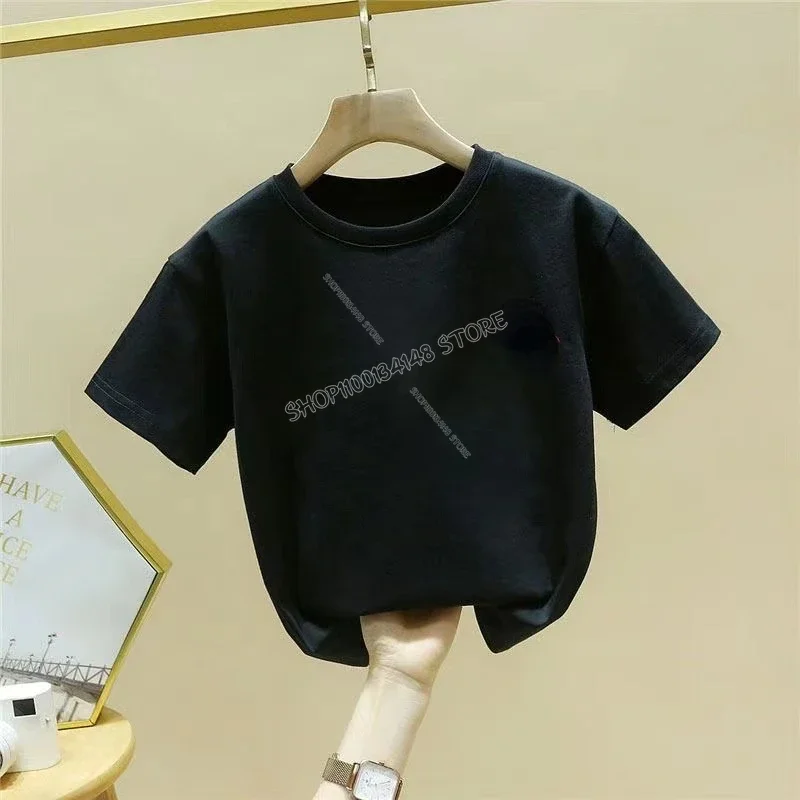 Black T-shirt