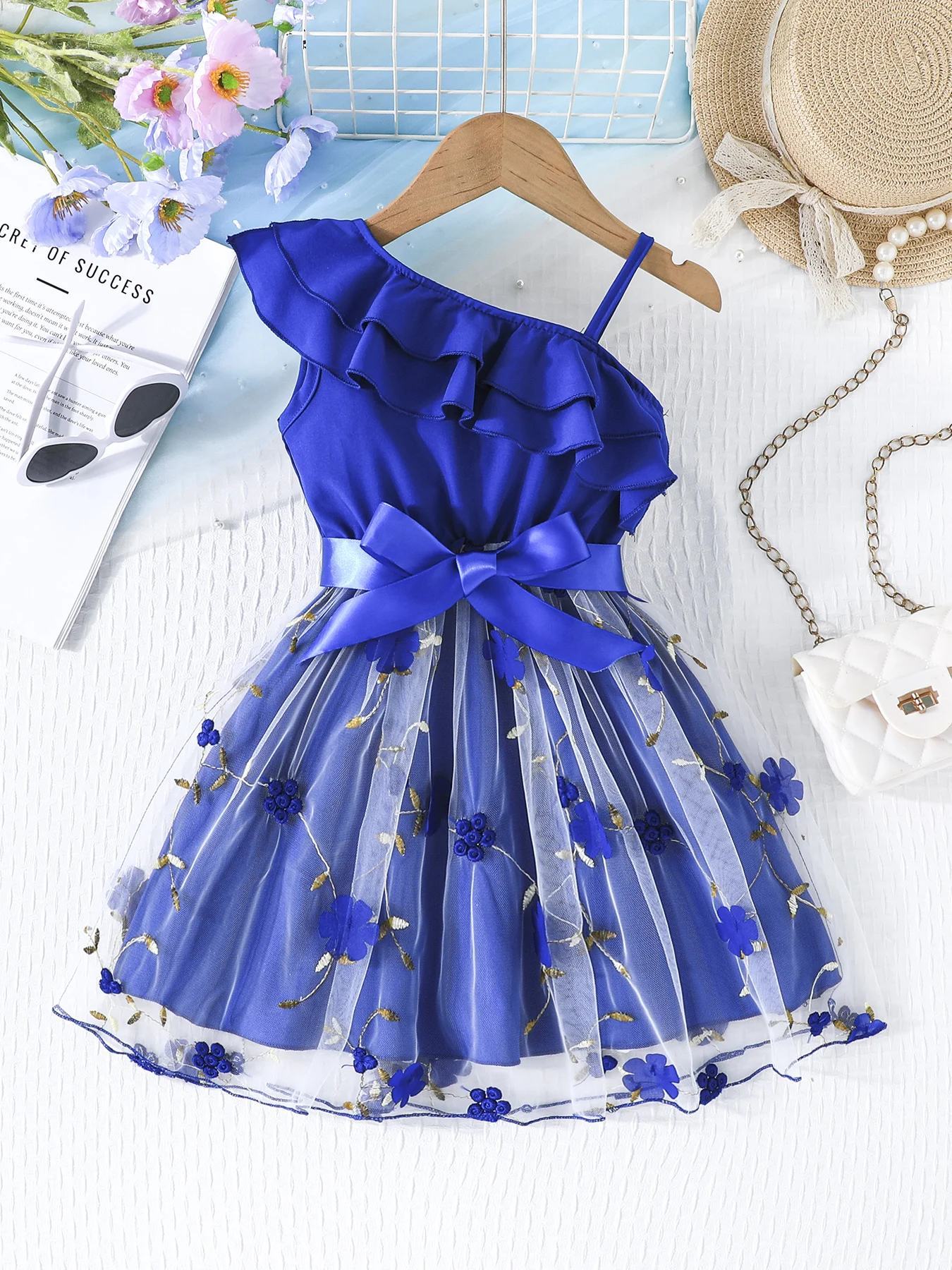 Azul