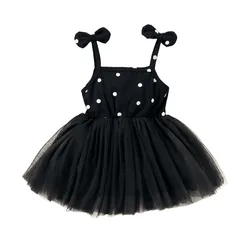 Vestido de verano con tirantes lunares para niña