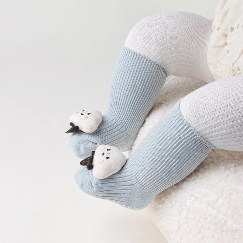 Calcetines antideslizantes para recién nacidos, calcetín de algodón para primeros pasos, bonito calcetín infantil de dibujos animados para bebés, niños y niñas de 0 a 3 años, primavera y otoño - imagen 2