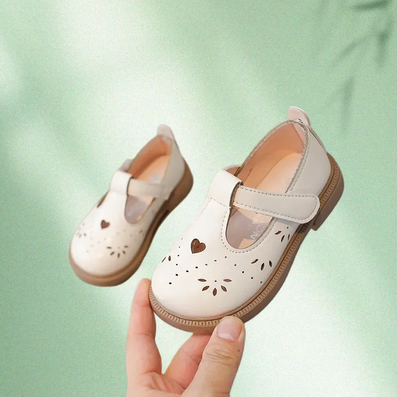 Zapatos de amor para niñas de verano, transpirables, adecuados para la escuela, sandalias para niños y bebés, zapatos planos para primavera y otoño