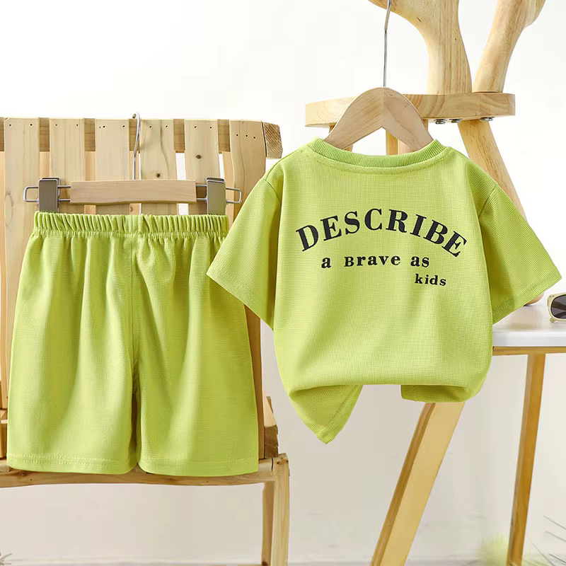 Conjunto de verano para niño: camiseta y pantalón corto - imagen 3