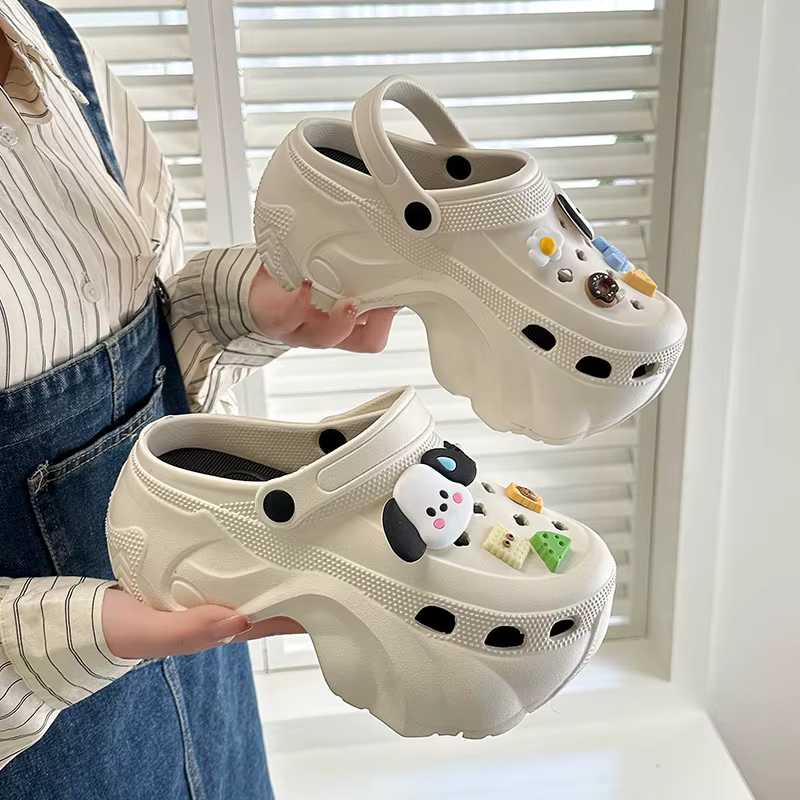 2025 nuevas sandalias de plataforma para mujer, bonito perro DIY, zapatos de tacón alto de verano, zuecos de moda para niñas, zapatillas de calle de playa de suela gruesa de 8CM