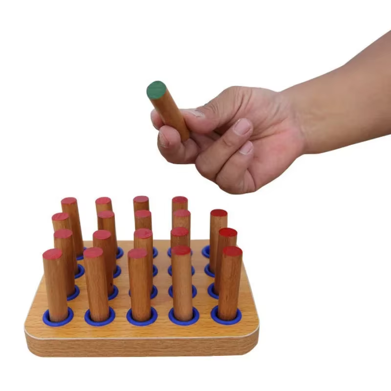 Tablero de clavijas madera – Juego educativo de coordinación para niños - imagen 3