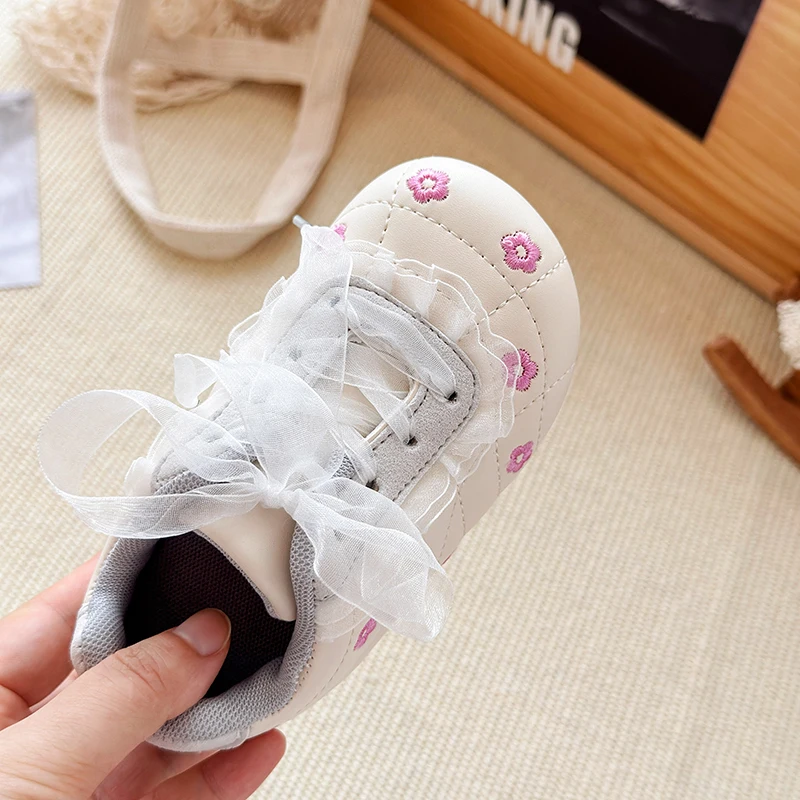 Primavera otoño niños zapatos casuales para niñas zapatillas antideslizantes suela blanda zapatos para niños pequeños encaje Floral princesa - imagen 4