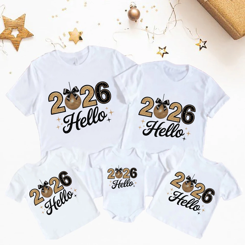 Trajes a juego para la familia de Feliz Año Nuevo, camiseta para madre, padre e hija, pelele para bebé, aspecto familiar, ropa de Año Nuevo, 2026