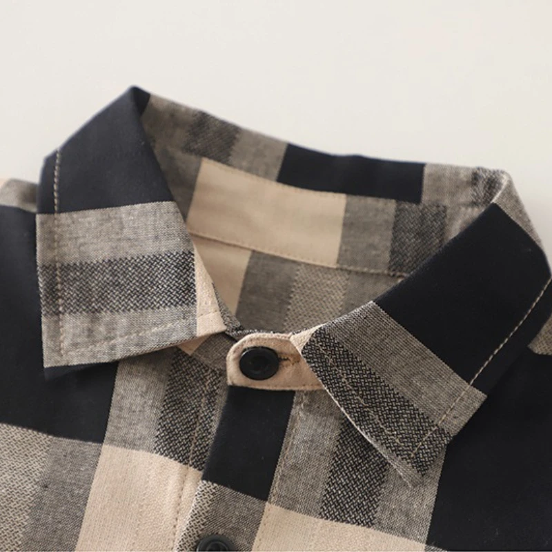 Conjunto de bebé para primavera-otoño a cuadros: camisa y pantalón - imagen 5