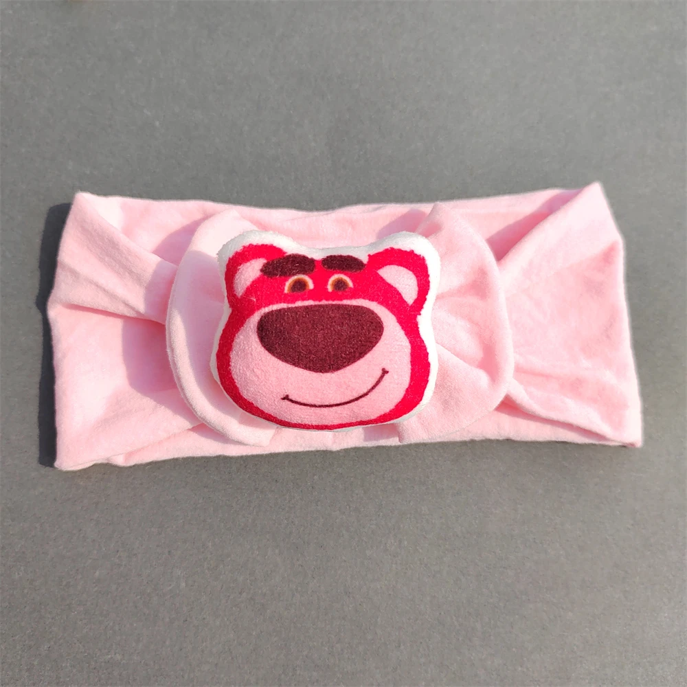 D Cartoon headdress