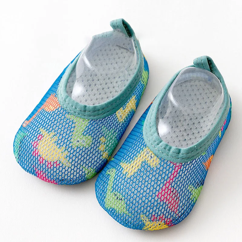 Calcetines antideslizantes para piscina y playa, zapatos de agua para el suelo para bebés y niños, zapatillas descalzas para interiores y exteriores, verano - imagen 4