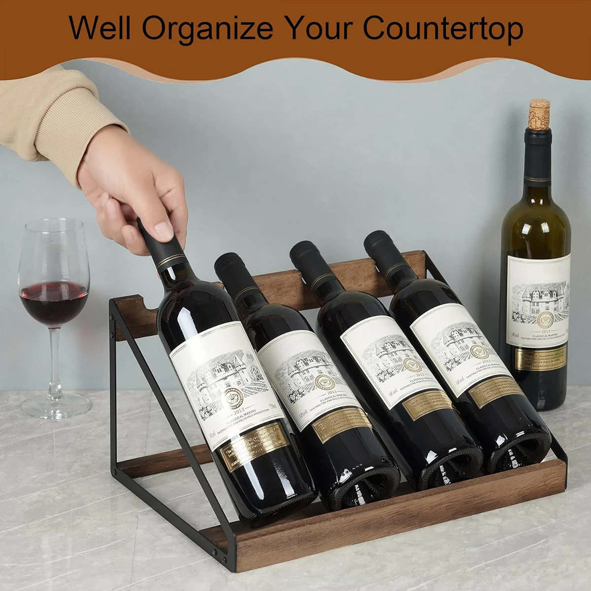 Botellero de vino inclinado de madera y hierro de varios niveles - imagen 4