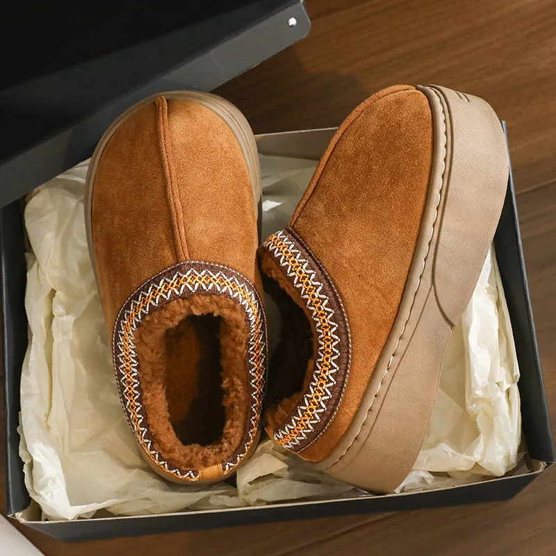 Zapatillas de algodón de estilo étnico para mujer, zapatos de plataforma que mantienen el calor, suela gruesa de felpa suave, toboganes esponjosos para el suelo de la casa