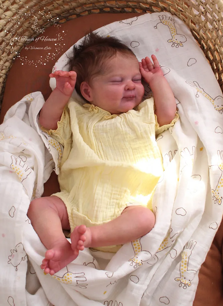 Muñeca Reborn Olivia realista de cuerpo blando - imagen 5
