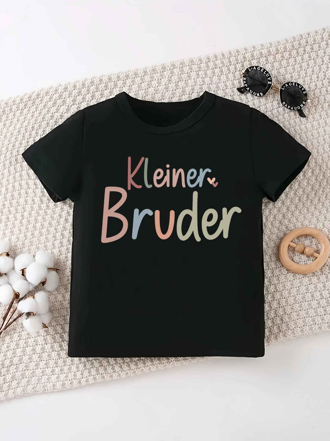 Camiseta retro alemana con corazón de hermano mayor y pequeño - imagen 3