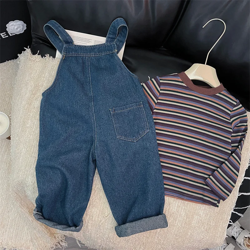 Conjunto vaquero niña con camiseta a rayas - imagen 2