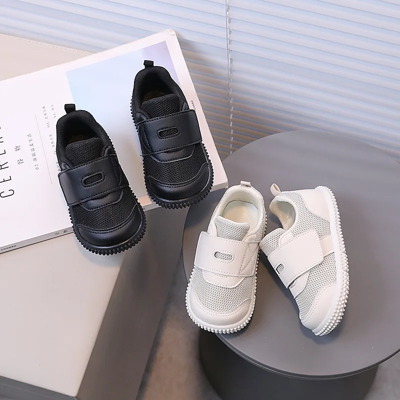 Zapato de deportes nuevos, zapatillas suaves cómodas a la moda, zapatos informales antideslizantes para chico, zapatos exquisitos para niña, zapatos deportivos simples transpirables informales para niño