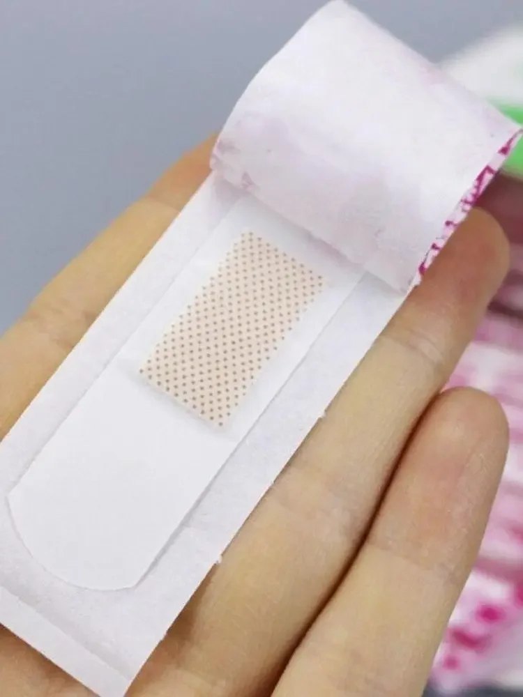 Parches transparentes para la piel, tirita de yeso impermeable para heridas, vendajes para parches de baño para deportes acuáticos, 160 Uds. - imagen 4