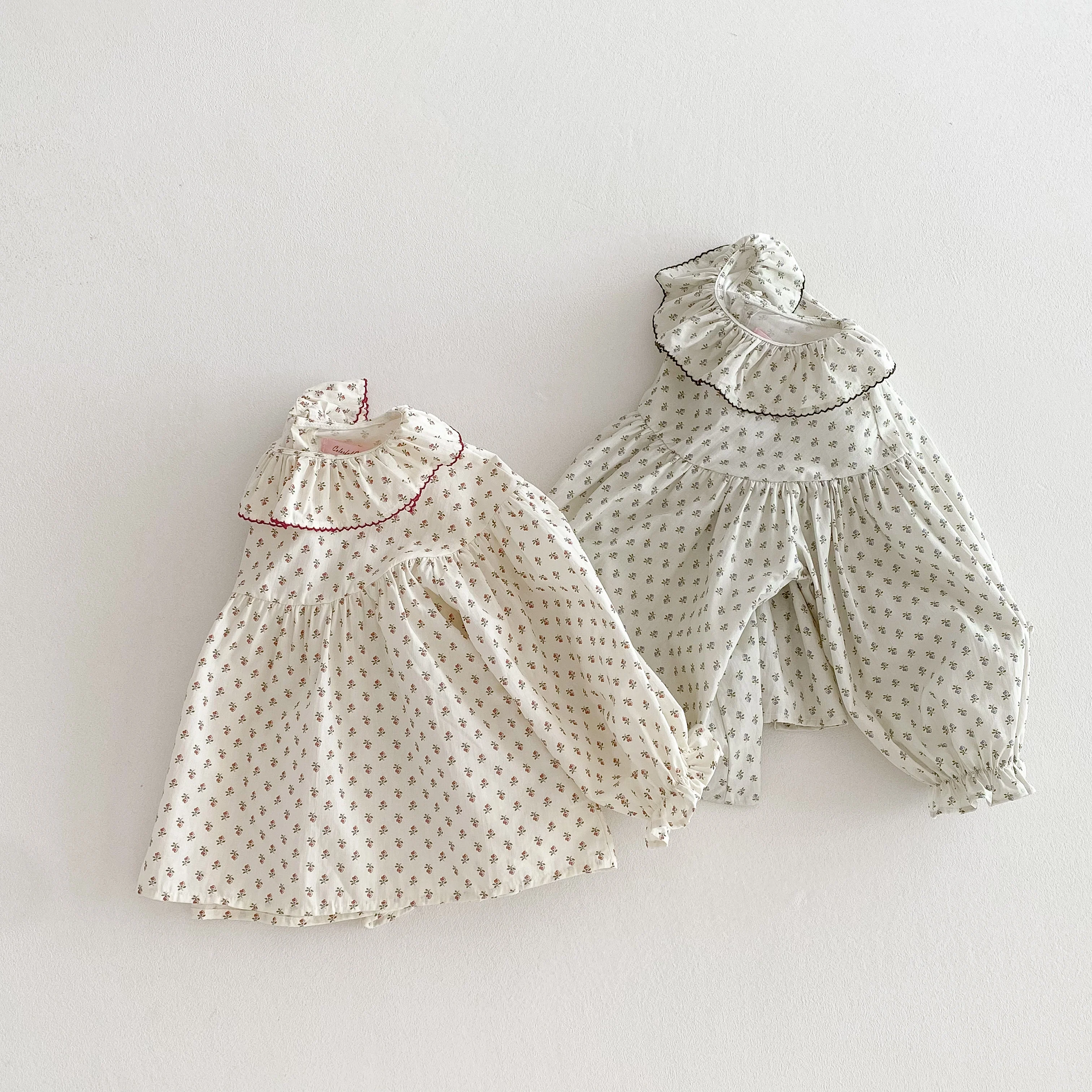 Blusa floral de algodón para niña – Mangas acampanadas y cuello encaje - imagen 2