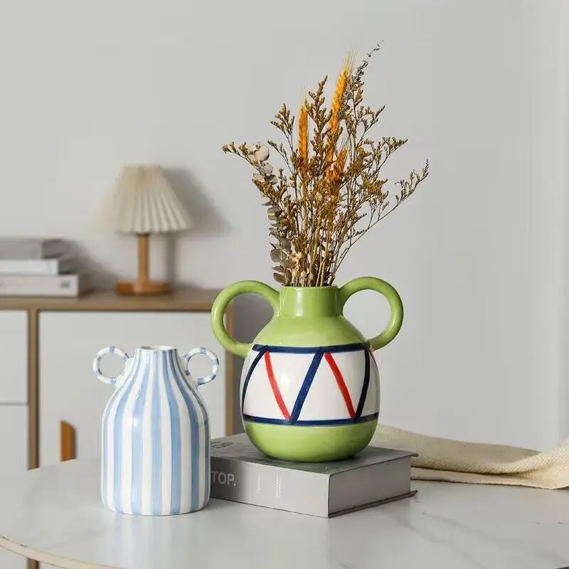 Nuevo jarrón de cerámica a rayas dibujado a mano, bonito jarrón con cara sonriente de doble oreja, decoración creativa para hotel en casa, adorno, tarro de cerámica, contenedor