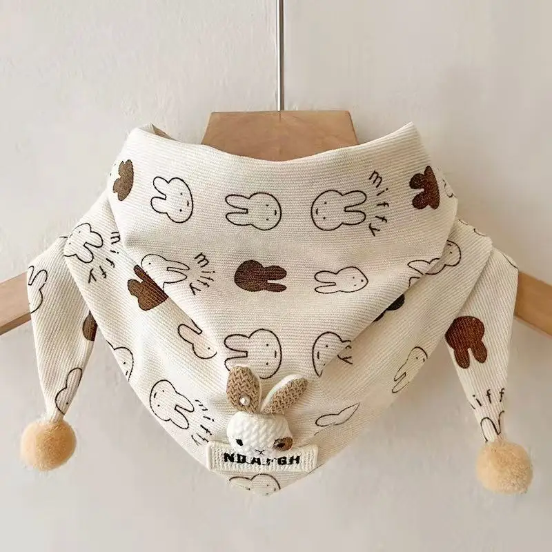 Bufanda triangular infantil con diseño de conejito - imagen 2