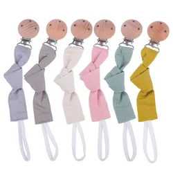 Clip de madera natural para chupete seguro y mordible infantil