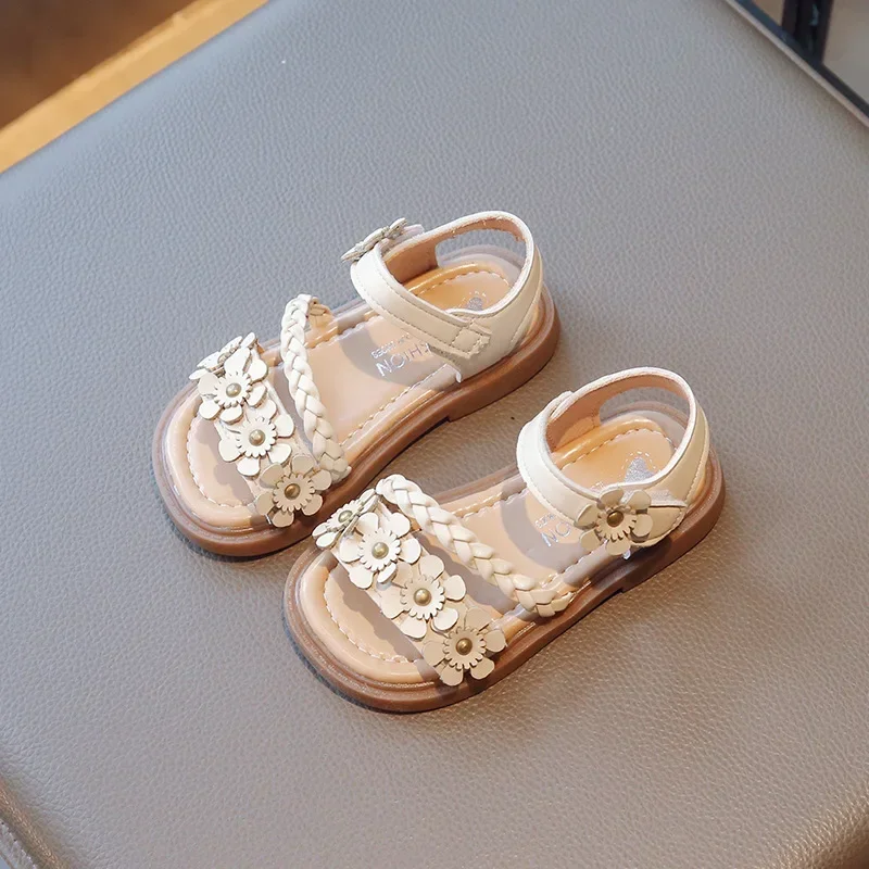 Sandalias de flores para niña, novedad de verano 2025, zapatos de princesa a la moda para niña, zapatos de bebé antideslizantes con suela suave y elegante - imagen 4