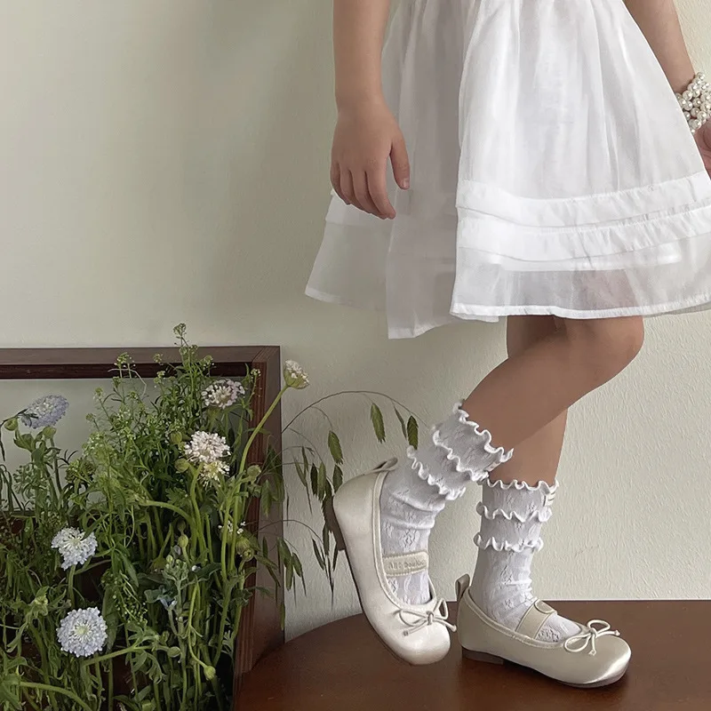 1 par de calcetines sencillos coreanos hasta la pantorrilla para niños y niñas, calcetines con volantes de Color sólido Jacquard para niños, calcetines escolares de algodón suave para primavera y verano - imagen 3