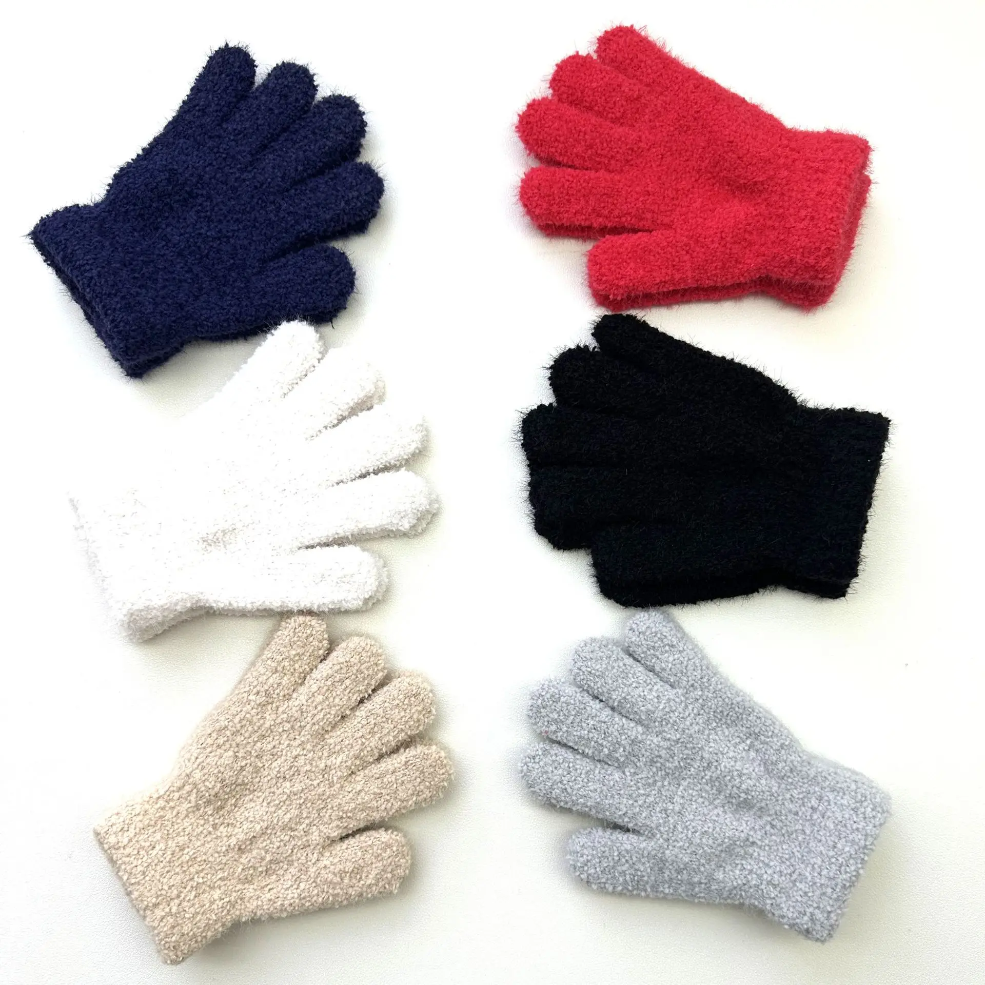 Guantes de invierno para niños – Cálidos y resistentes al frío