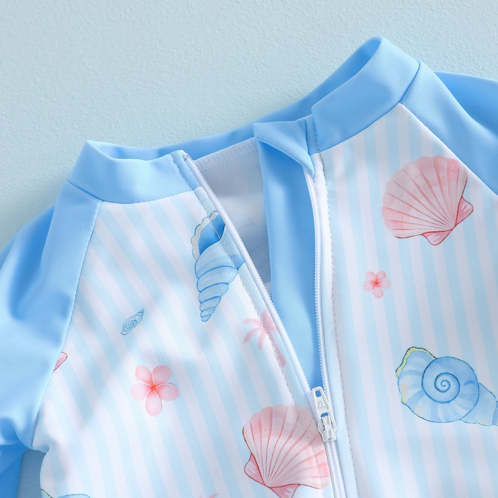 Bañador manga larga floral para niña – Estampado de conchas - imagen 2