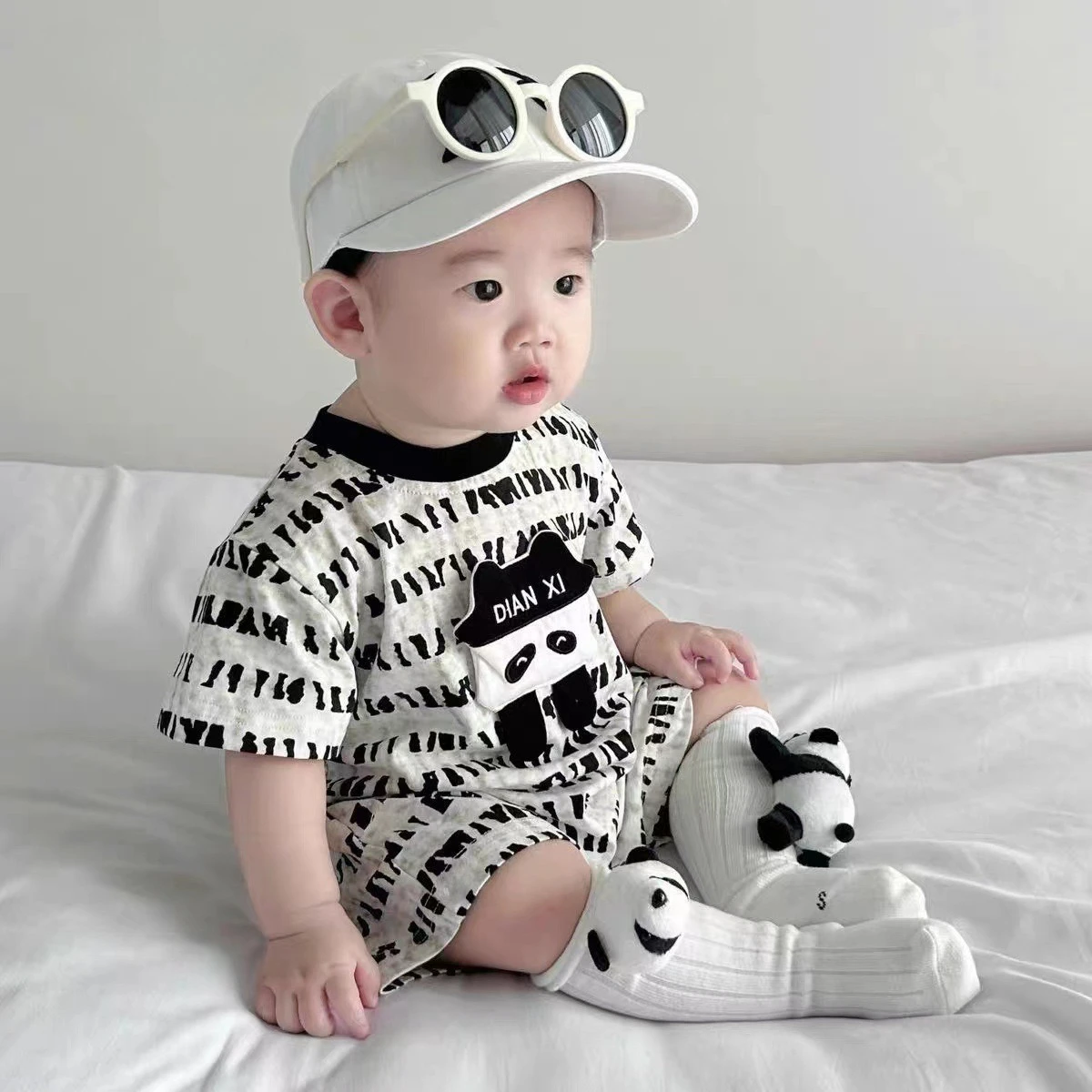 Somenie Mono de Verano para Bebés con Letras Estampadas Ligero