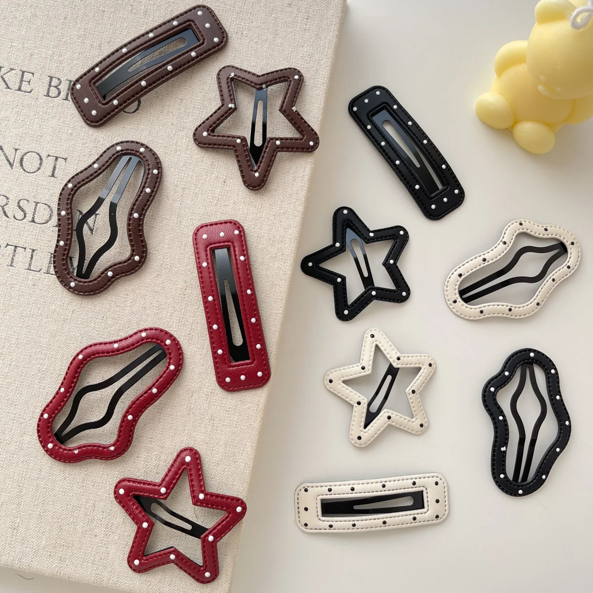 Clip BB de lunares blanco y negro con nube de estrella de cuero clásico coreano nuevo Clip de borde de flequillo de pelo roto Simple dulce - imagen 2