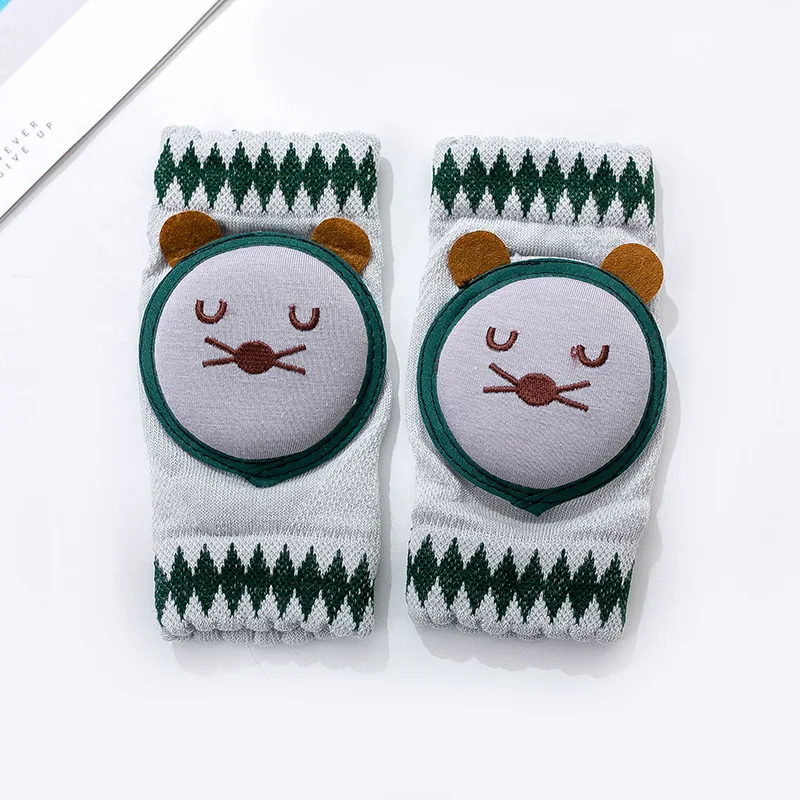 dark green cat