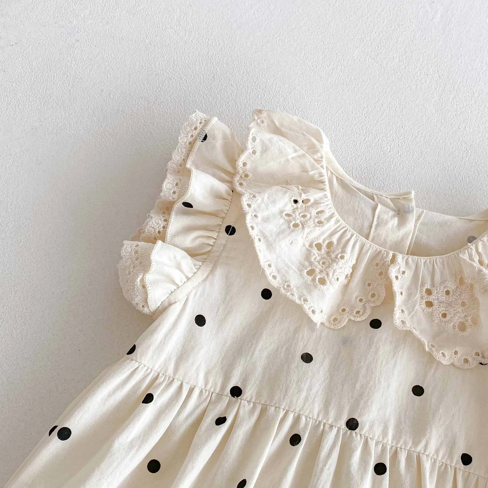 Ropa de verano para niñas de 0 a 2 años, monos de lunares con cuello de encaje, traje de una pieza con manga acampanada - imagen 3