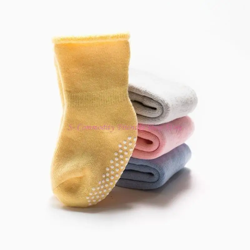 Variantes de colores de los calcetines para bebé