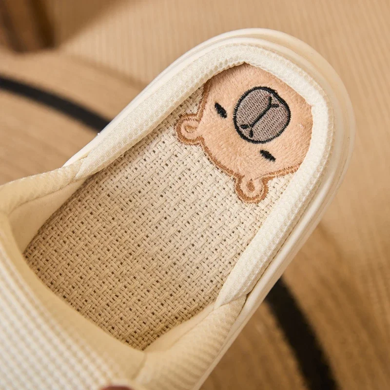 Zapatillas de lino y algodón para mujer, bonitos zapatos de capibara de dibujos animados para primavera y verano, tobogán de interior transpirable de suela gruesa, zapatilla de casa para mujer - imagen 5