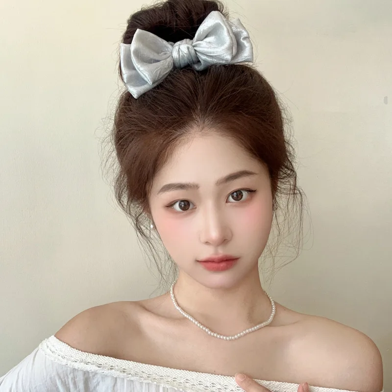 Horquilla plateada con bola para el cabello de niñas – Estilo clásico - imagen 2