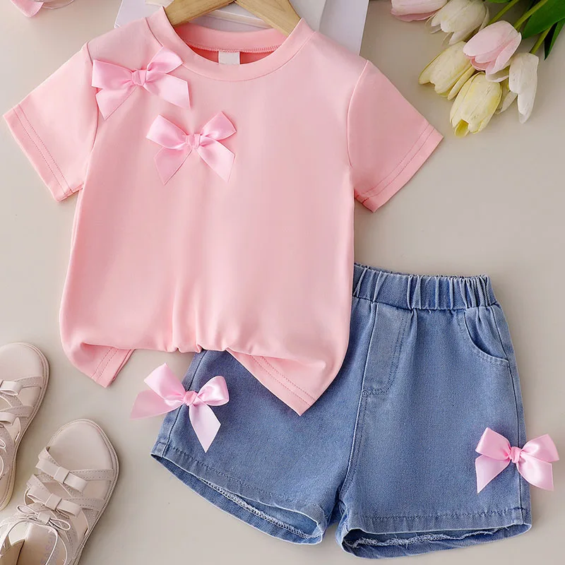 Conjunto de verano para niña con top lazo y pantalón vaquero corto