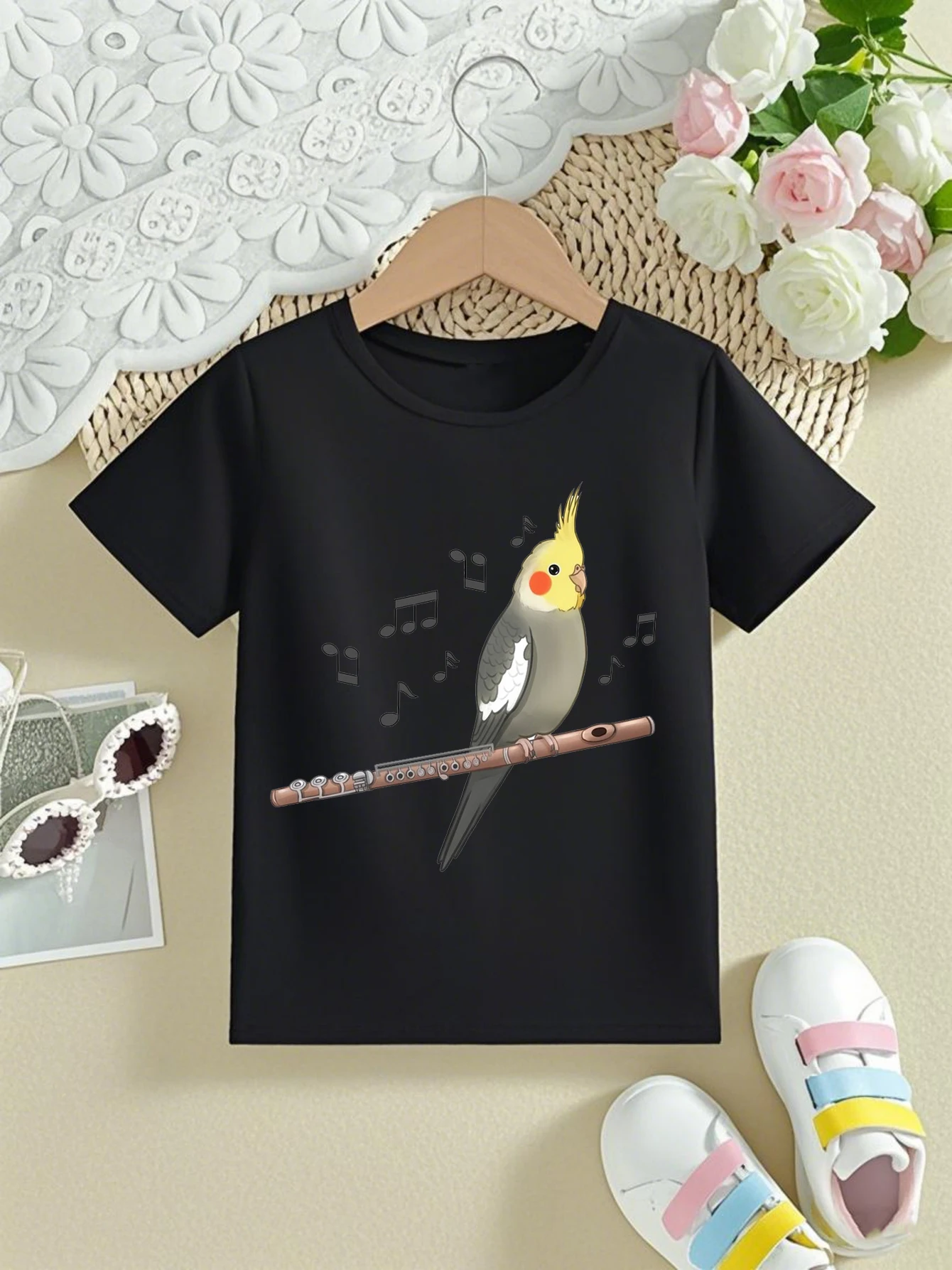 Camiseta con estampado de nota musical de cacatúa jugando el flauta, camiseta divertida de verano para niñas y niños, camiseta bonita de pájaro, ropa Kawaii para niños - imagen 2